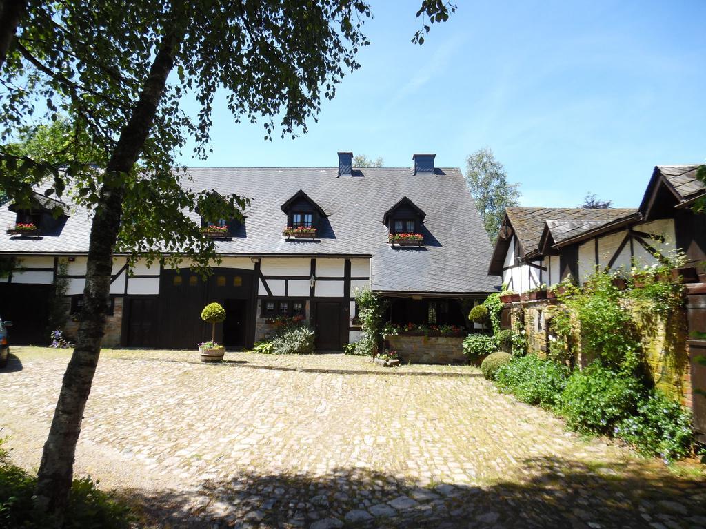 Cozy Cottage In Malmedy With Large Garden エクステリア 写真