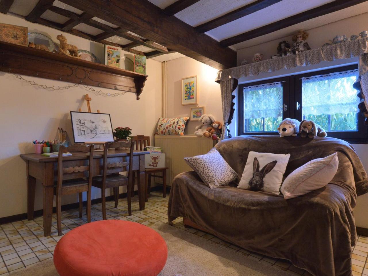Cozy Cottage In Malmedy With Large Garden エクステリア 写真
